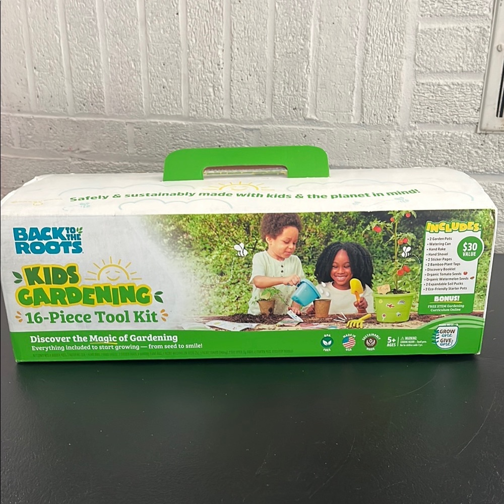 Back to the roots Kids Gardening 16-Piece Tool Kit - UNOPENED